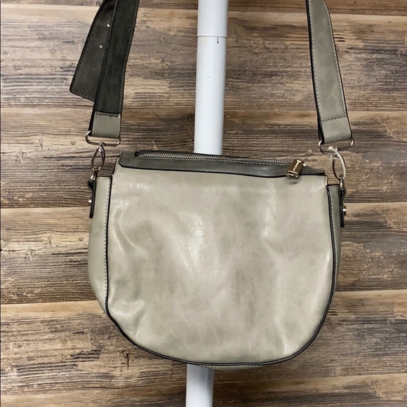 Steve Madden Gray Crossbody Messanger Bag EUC P1 - Picture 5 of 5